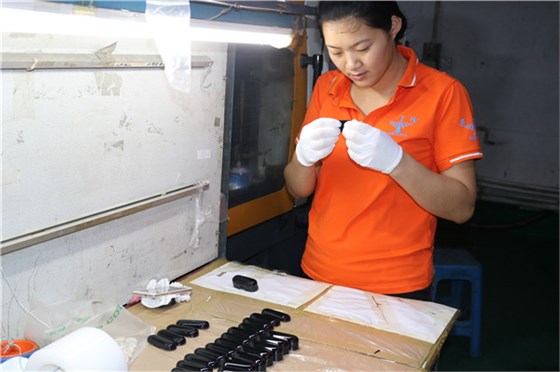 深圳塑膠模具廠：博騰納匠心獨運，打造品質(zhì)模具