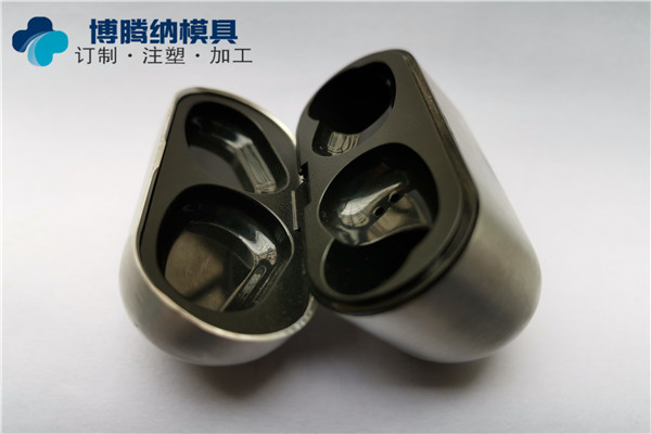 保護版權想私模定制？趕緊找博騰納藍牙耳機模具廠