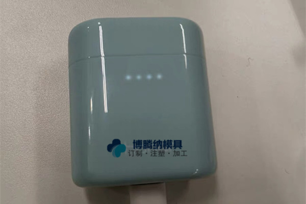 深圳藍(lán)牙耳機(jī)模具廠哪家行？博騰納獨(dú)家技藝有分模線你看不見！
